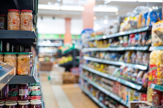 More than 355,000 Arkansas residents rely on SNAP benefits to purchase food. (Adobe Stock)