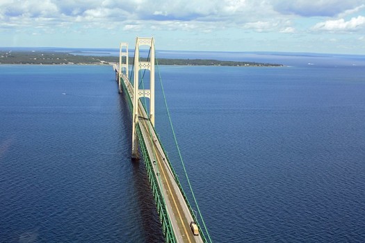 The Line 5 pipelines run as deep as 270 feet below the surface of the Straits of Mackinac. (Justin BillauFlickr)