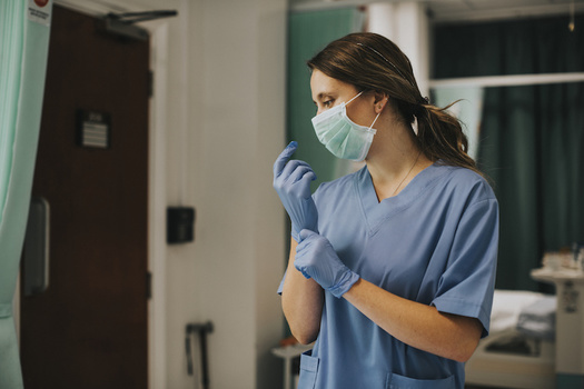 More than 400 nurses have died while working on the front lines of the COVID-19 pandemic. (Adobe Stock)