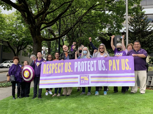 Janitors from SEIU Local 49 marched in the Portland area for Justice for Janitors Day. (SEIU Local 49)