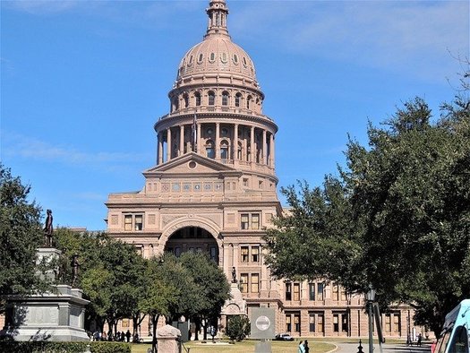 Based on its 2020 census data growth, Texas will be one of six states to gain Congressional seats, and the only state to get more than one. (dixoncain/Pixabay)