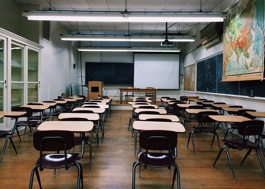 Some 500 volunteers made phone calls and canvassed neighborhoods in Broward County to find truant students. (Pixabay)