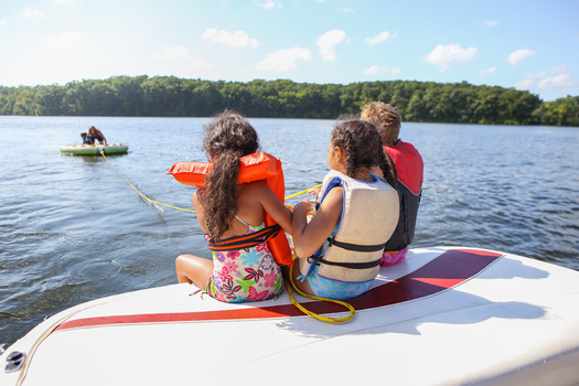In addition to protecting shorelines, Minnesota lake advocates say enhanced boater training could protect all lake users from powerful waves that come from bigger watercraft. (Adobe Stock)