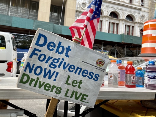 More than 44,000 people signed a petition supporting New York City cab drivers' debt relief from purchasing permits to own and drive a taxi. (Michayla Savitt)