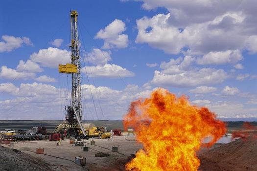 New Mexico and Colorado are considered leaders among states trying to curb air pollution from oil fields. (blogs.edf.org)
