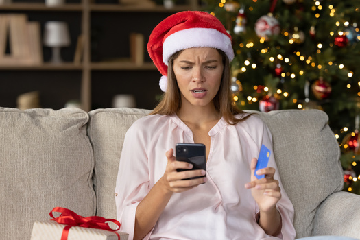 As shoppers head online to shop, scammers are targeting consumers with fake online ads and customer-service schemes. (Adobe Stock)