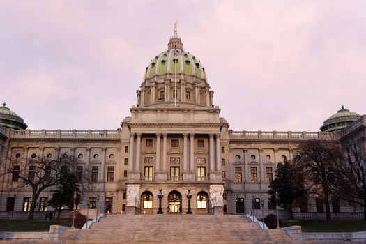 La Comisión de Redistribución Legislativa, encargada de crear los mapas de distritos de la Legislatura estatal, está formada por cuatro líderes de la Cámara y el Senado, con un presidente no partidista: Mark Nordenberg, exdecano de la Universidad de Pittsburgh. (Adobe Stock)