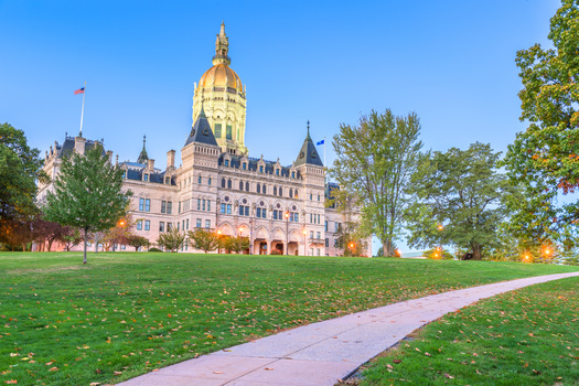 With the expiration of the federal Child Tax Credit, the Recovery For All Coalition is calling for a state-level child tax credit of $600 per child for families earning less than $210,000 a year. (Adobe Stock)