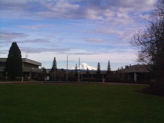 More than 30,000 students attend Mount Hood Community College. (Amadeust/Wikimedia Commons)