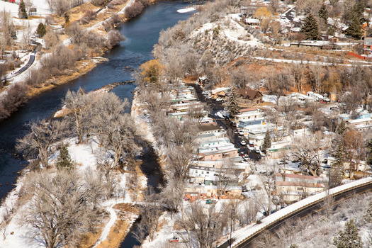 More than 100,000 Colorado residents live in mobile-home communities, both in urban and rural areas. (karagrubis/Adobe Stock)