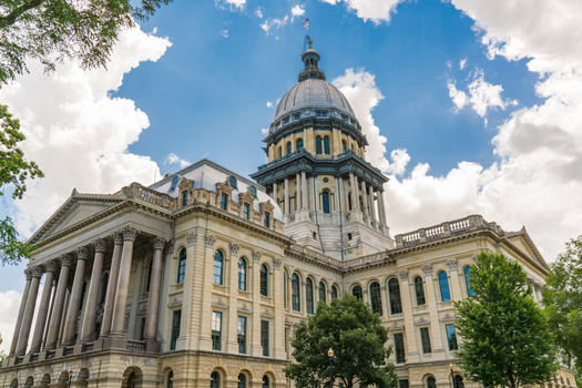 More than 4.5 million ballots were cast during Illinois's last gubernatorial election in 2018. (Adobe Stock)