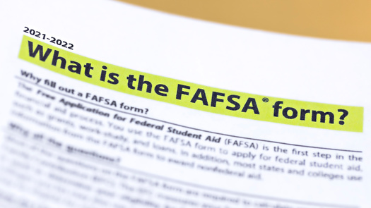 Forty percent of first-generation students in a survey said they filled out the FAFSA forms themselves, compared with 11% of higher-income students. (photo_gonzo/Adobe Stock)