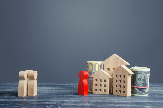 Shareholders at 22 companies made a total of $1.5 trillion from January 2020 to October 2021. (Andrii Yalanskyi/Adobe Stock)