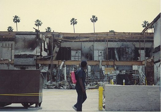Thousands of buildings burned down during the Los Angeles uprising of 1992, prompting community groups to lead a multiracial effort to rebuild. (Mick Taylor/Wikimedia Commons)