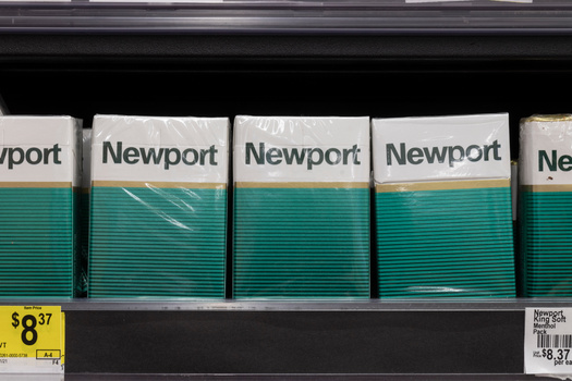Menthol in cigarettes reduces the physical irritation of smoking, which can make it more difficult to quit smoking. (Adobe Stock)