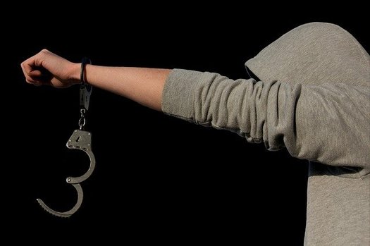 Only three states - Georgia, Texas and Wisconsin - continue to prosecute 17-year-olds in adult courts, according to The Sentencing Project. (AlexasFotos/Pixabay)