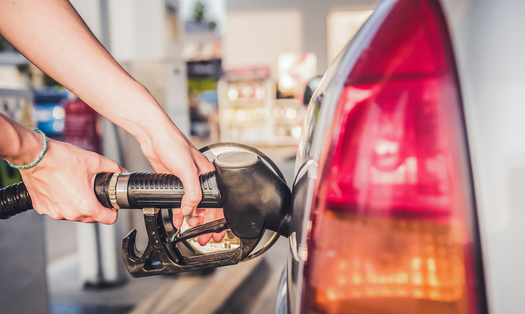 On July 8, the spot price for crude oil dropped by 6.89%, but the retail gas price only fell 2.56% days later. (Adobe Stock)