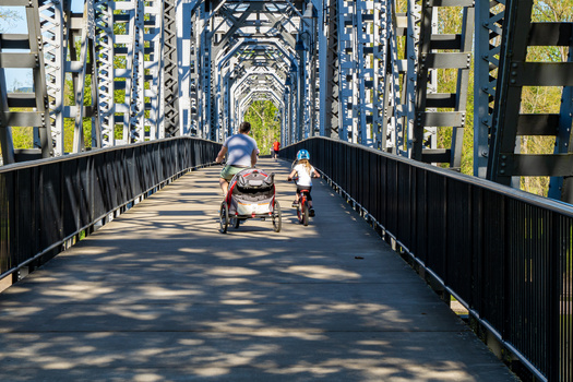 The percentage of children with health insurance in Oregon is higher than the national average.(Bob/Adobe Stock)