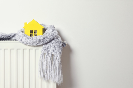 Federal officials say higher retail natural gas prices are the main driver for the expected increase in heating bills this winter. (Adobe Stock)