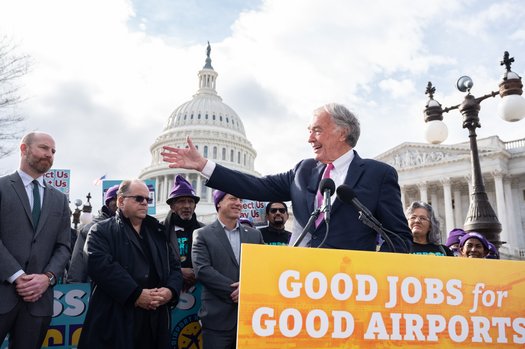 Sen. Ed Markey, D-Mass., supports the Good Jobs for Good Airports Act, which would apply to any airport receiving any of the $11 billion in airport funding each year, including $3.2 billion in Airport Improvement Program grants, $3.5 billion airports receive from passenger facility charges, and $4 billion in funds under the bipartisan infrastructure law. (32BJ SEIU)