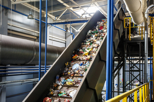 Many Washingtonians have seen their recycling costs increase in the past few years. (hiv360/Adobe Stock)
