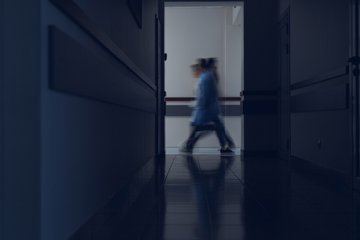 Hospital staffing standards would be based on the unit where the health care professionals work.(Yakobchuk Olena/Adobe Stock)