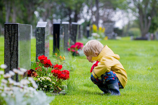 It is estimated that some 89,000 Colorado children will grieve the death of a parent or sibling by age 18. (Adobe Stock)