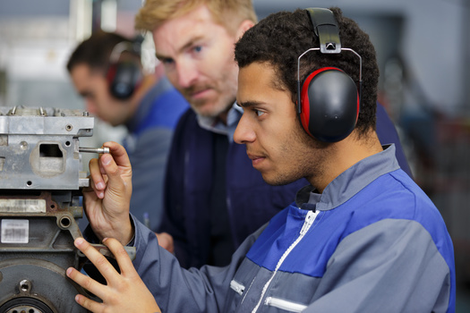 The Aspen Institute says more than 1.5 million people attend the nearly 500 community colleges in rural parts of the U.S. (Adobe Stock)