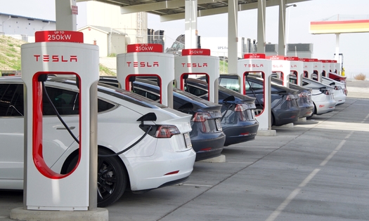 Electric vehicles, which can carry a battery pack with up to 50,000 volts of electricity, can be a danger, both to passengers and first responders, in accidents. (Adobe Stock) 