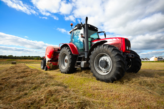 Farmers in North Carolina lose crops worth roughly $79 million as a result of equipment breakdowns. (Alexey Zarodov/Adobe Stock)