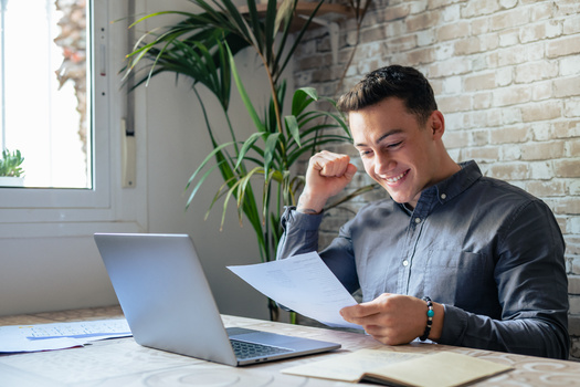 In a new report, Georgetown defined a good paying job as one with a median income of $57,000 at age 30. (Fabio/Adobe Stock)