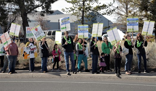 More than 600 people showed up to be part of an informational picket for nurses held outside St. Charles Bend on Apr. 24. (Oregon Nurses Association)
