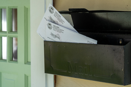 Gov. Jay Inslee signed a measure on May 15 to update procedures for automatic voter registration. (David Gales/Adobe Stock)