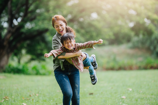 Research shows children who live in households that receive the Earned Income Tax Credit have better school performance, greater college enrollment and increased work and income in adulthood. (Adobe Stock)