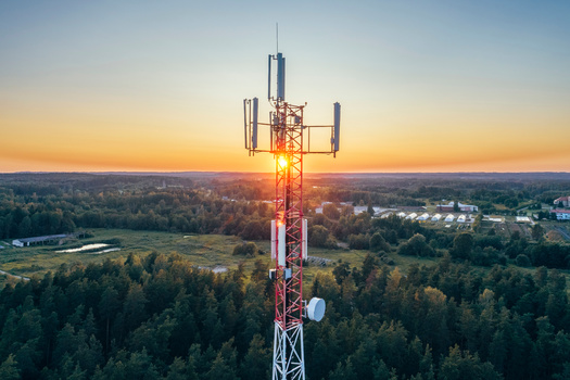 In a hearing about the American Broadband Deployment Act, which could preempt local governments zoning laws regarding cell towers, no local or state governments were asked to testify. Instead, members of broadband organizations testified. (Adobe Stock)