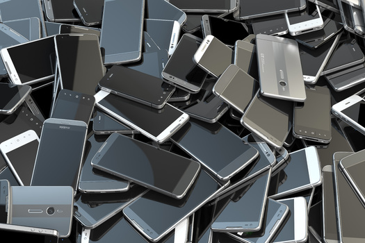 Researchers were able to extract more than 100,000 text messages from purchased phones in a University of Maryland study. (Maksym Yemelyanov/Adobe Stock)