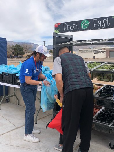 New Mexico's Healthy Foods Market, operated by Roadrunner Food Bank, distributes fresh produce and perishable food items monthly in nine urban, rural and tribal communities. (Photo courtesy RRFB)