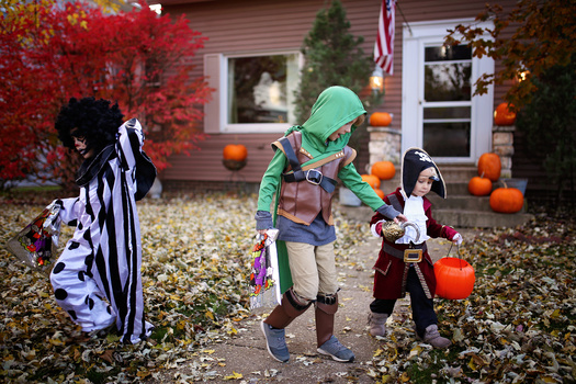 Child advocates say Halloween doesn't have to be a scary time. It can foster healthy social engagement. (Christin Lola/Adobe Stock)