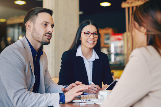 WGU Indiana enfatiza que las asociaciones existentes y la creaci�n de nuevas asociaciones entre la educaci�n superior y los empleadores crear� una fuente de empleos de talento educado. (Adobe Stock).