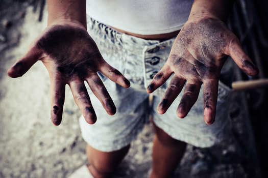 The Economic Policy Institute found the number of child labor law violations increased from 1,012 in 2015 to 3,876 in 2022. (Adobe Stock)