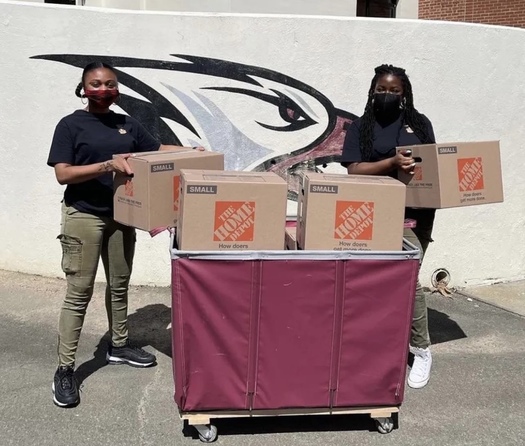 MarketBoxx partners with universities and colleges food pantries to address food insecurity and combat 'food deserts,' which can affect the health and nutrition of college students on a budget. (Photo courtesy of MarketBoxx)