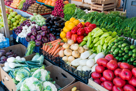 According to the USDA, Wisconsin is among the top ten states for farmers' markets. Officials with a new grant program said it is one reason why the Badger State can serve as a leader in getting more locally grown food into school lunches. (Adobe Stock)