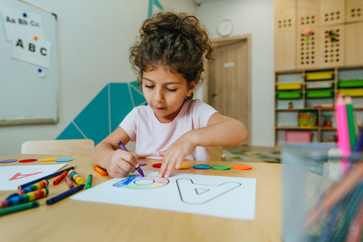 The New Mexico Public Education Department has more than 9,000 educators and administrators enrolled in its Science of Reading training. (lithiumphoto/Adobe Stock)