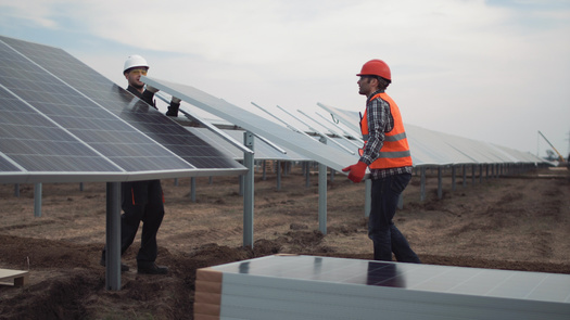 It is estimated the Wild Springs Solar Project in New Underwood, South Dakota, will offset 190,000 metric tons of carbon dioxide emissions per year. (Adobe Stock)