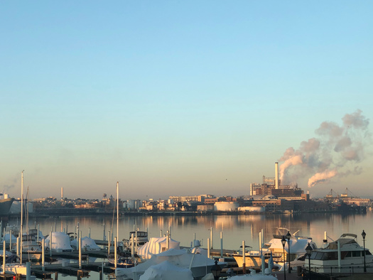 Nationally, more than 9 million adults with asthma live in counties receiving a failing grade for at least one air pollutant, according to the American Lung Association. (Adobe Stock) 