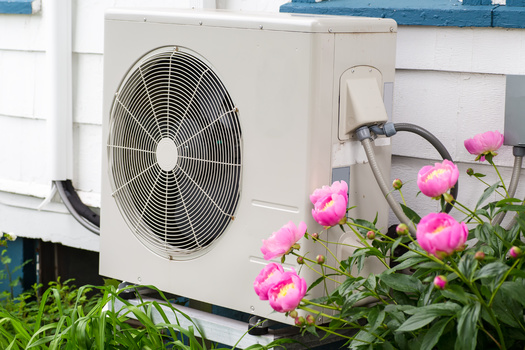 Last year, the Washington State Building Code Council approved codes to incentivize electric heat pumps. (V. J. Matthew/Adobe Stock)