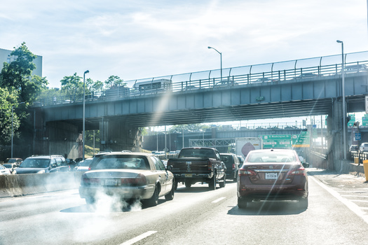 The New York City Environmental Justice Alliance's newest report shows traffic congestion causes pollution to spike twice a day with the recorded air pollution levels significantly higher during rush hours. (Adobe Stock)