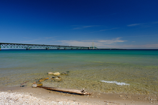 An oil spill from the pipeline in the Great Lakes would threaten the drinking water of 40 million people across the United States and Canada. (Jorge Moro/Adobe Stock)