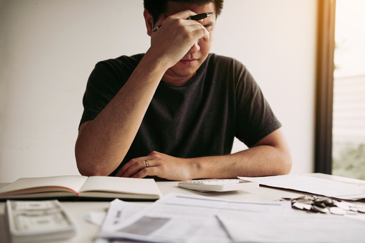 Los habitantes de Virginia de entre 35 y 49 aos son los que ms deuda de prstamos estudiantiles tienen en el estado, con $16.7  billones de dlares en prstamos pendientes. (Adobe Stock)