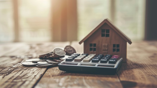 In no state, county or metropolitan area in the United States can a worker earning the federal or prevailing state or local minimum wage afford a modest rental home at fair market rent by working a standard 40-hour work week, statistics show. (Adobe Stock)